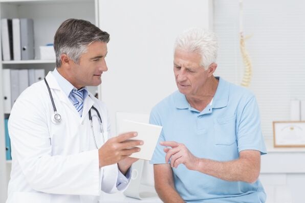 doctor prescribes treatment for chronic prostatitis